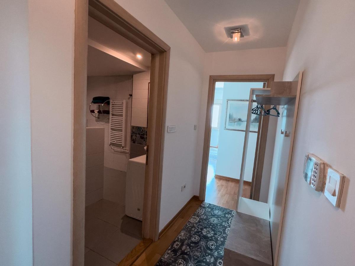 Owl Apartment Belgrado Exterior foto